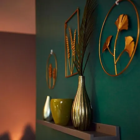 Гостьовий будинок Away From Entire 2 Bedroom House Лідс