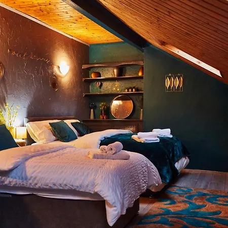 Away From Entire 2 Bedroom House