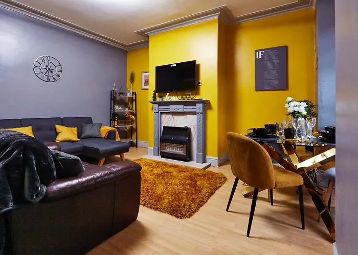 Гостьовий будинок Away From Entire 2 Bedroom House Лідс