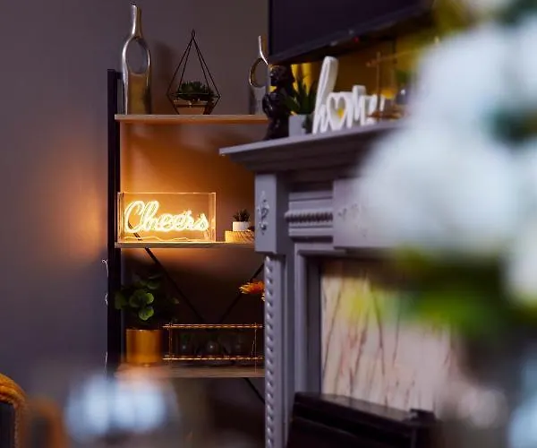 Гостевой дом Away From Entire 2 Bedroom House 3*