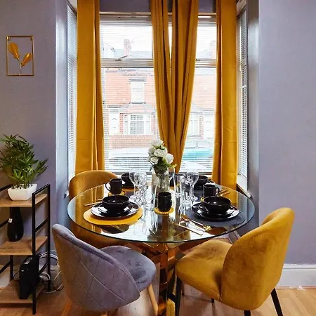 Away From Entire 2 Bedroom House